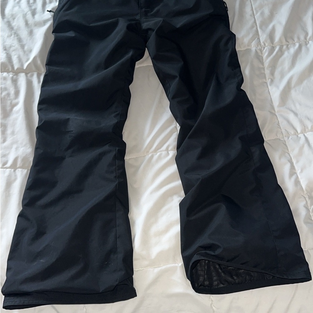 Black Boot cut Volcom Snowboarding pants